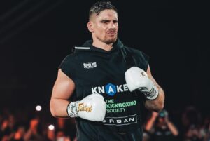 Rico Verhoeven Instagram - HISTORY HAS BEEN MADE 👑

The glory heavyweight Grand Prix, what a night it was. I want to thank everybody that came out and supported us, hope you guys had fun. But also the fans that streamed glory through whatever platform you were watching it on thanks to all of you the sport is only growing and getting bigger.

To all the competitors in the tournament what a memorable night this was 🔥 you guys are piece by piece at the very top of the sport and you can be proud of that.

Now my team, friends, family and loved once’s……where do I start I can’t thank you guys enough for always being there for me in good, bad, hard and easy times. I really feel we walked through fire 🔥 last night……..that’s because of you……..every single one of you has an impact on my life, the way you impact it is not important what is important is this message, this moment……..THANK YOU 🙏🏻 I might not say it enough but you guys are amazing. What a night……….🥲🤩🎉🤯

CHEERS 🍾🥂

I love you ❤️ 

-RV-