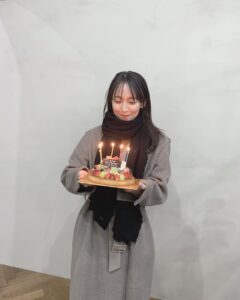 Riho Yoshioka Instagram - 🎂♡31 @inrededitor @spring_tkj
