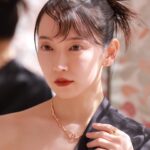 Riho Yoshioka Instagram - 🌸🐇🌹 薔薇の棘がかわいい。 make: @nobusawahitoshi ❤︎ @dior #ディオールファインジュエリー #SUPPORTEDBYDIOR #麻布台ヒルズ