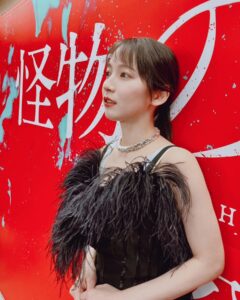 Riho Yoshioka Instagram - なんか急に投稿した画像消えました…🥶 こういう現象ありますか？ 皆様からのコメントごと消えてしまいました(悲しい😢) すみません。 ↓ 映画