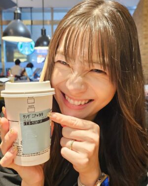 Rika Adachi Instagram - なぜ？タンザニア？

モバイルオーダーでRIKAといれたはずが…
なぜかうまくいってなくて、タンザニアさんになってしまった😇
なぜ？？？