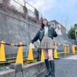 Rika Adachi Instagram – 昔の写真をひっぱりだす…📸

暑くてなにもしたくないなー
エアコンつけはじめるの、いつからが正解なんだろ？
迷いどころ〜
もう使ってる人いる🫠？