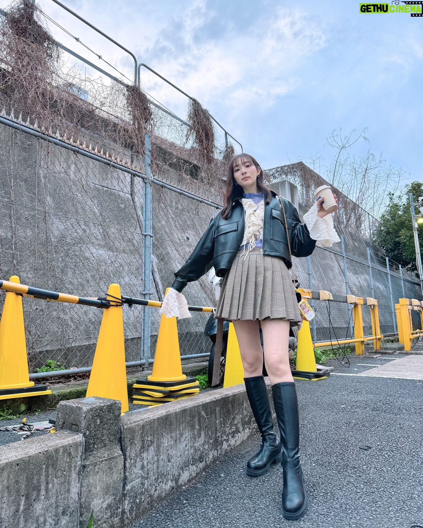 Rika Adachi - 3 Likes - 昔の写真をひっぱりだす…📸
暑くてなにもしたくないなー
エアコンつけはじめるの、いつからが正解なんだろ?
迷いどころ〜
もう使ってる人いる🫠?