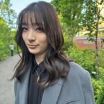 Rika Adachi Instagram - 緑に囲まれたい季節🥹🌳 髪の毛の巻き具合うまくいっててすき Photo by @rima_nishizaki #りかりま