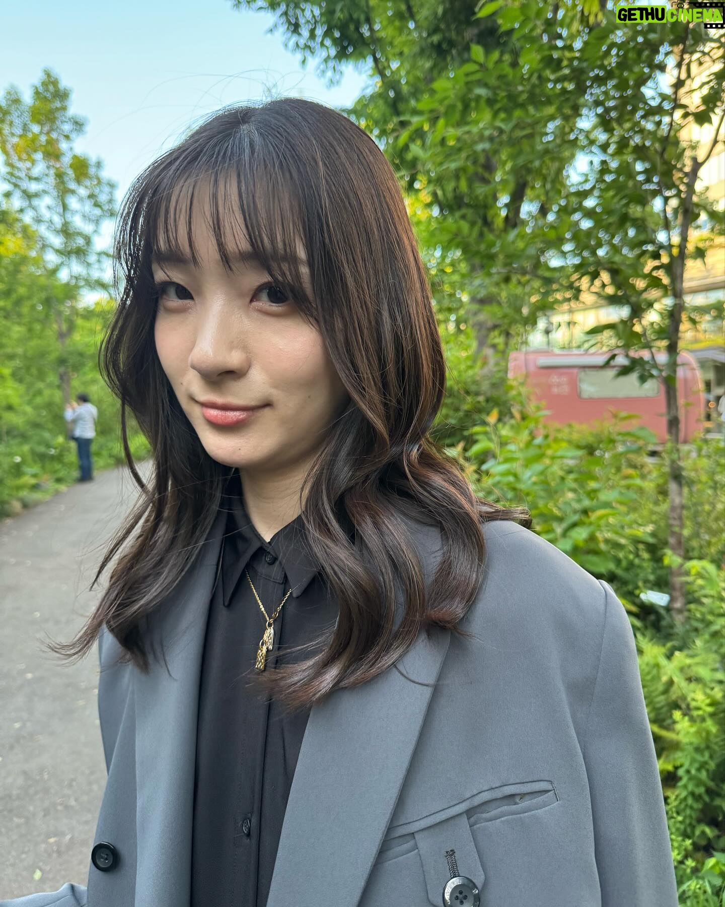 Rika Adachi - 3 Likes - 緑に囲まれたい季節🥹🌳
髪の毛の巻き具合うまくいっててすき
Photo by
@rima_nishizaki
#りかりま