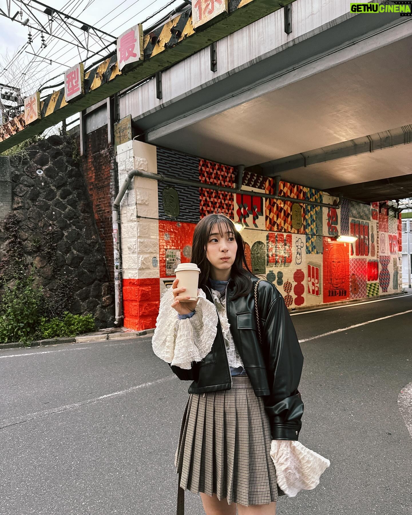 Rika Adachi - 3 Likes - .
🥰☕️
Photo by📸
@rima_nishizaki
#りかりま