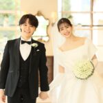 Rika Adachi Instagram - . 式場はずっとお世話になってるアニヴェルセル👑 プロポーズはセンター南、 前撮りは表参道とお世話になり ここ @anniversaire_minatomirai #アニヴェルセルみなとみらい横浜 で挙げました☺️🌸 いつも笑顔でむかえいれてくださり 私たちのわがままも叶えてくださり 素敵な素敵な結婚式になりました！ 友達から式場のスタッフさんが優しくて すごくすごく安心した って言葉ももらったりして… ああ、アニヴェルセルさんにお任せしてよかったって思いました🥺 ほんと式直前までいろんなことあったけど 当日はとっても満足のいく日になって ゲストのみなさんの笑顔が見れて すごく嬉しかったなぁ〜🤍 もう月1の打ち合わせがないと思うとちょっぴり寂しい気持ち😔 また記念日にはアニヴェルセルに帰ってきたいです🫶🏻💐 #アニヴェルセルみなとみらい横浜 #アニヴェルセル #anniversaries @anniversaire_official