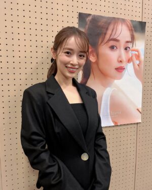 Rika Izumi Instagram - 京都での『カレンダー発売イベント』終了しました。
寒い中、お越しいただいた皆様、本当にありがとうございました❣️✨
直接お会いできるイベントは本当に久しぶりでしたが、
皆様からたくさんパワーを頂くことができました。
とても嬉しかったです😊
またお会いできる日を楽しみにしていますね。
ありがとうございました💗