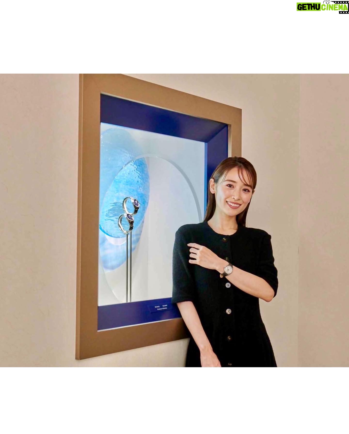 Rika Izumi Instagram - グランドセイコーのクラフトマンシップや革新性を「五感」を通じて体感できる限定イベント"ALIVE IN TIME through the FIVE SENSES"へ💫 味覚・嗅覚エリアでは、傳の長谷川シェフとKOFFEEMAMEYA Kakeruの國友さんのタッグが、和食とコーヒーが融合した今までにない未知の味の体験を提供してくださいました。 着用している腕時計は、どんな装いにも合う美しい佇まいの白い文字盤のクラシックモデル。レザーの付け心地も良く、スムーズに動く秒針を眺めていると幸せな気持ちになれました。 #grandseiko #グランドセイコー #aliveintime #grandseiko5senses #pr