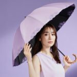 Rika Izumi Instagram - 完全遮光日傘「UVO」のイメージモデルをさせていただいています。 これからの季節に欠かせない日傘⛱️ 長く外にいるときは大きめの傘を、 持ち運ぶことが多い日は、折りたたむとミニサイズになるコンパクトな日傘と、 その日に合わせて選んで使っています。 晴れの日も、雨の日も季節を問わず使える機能性に 豊富なデザインがあるUVOの傘、 ぜひチェックしてみてください☀️ @uvo_official #UVO#ウーボ#日傘