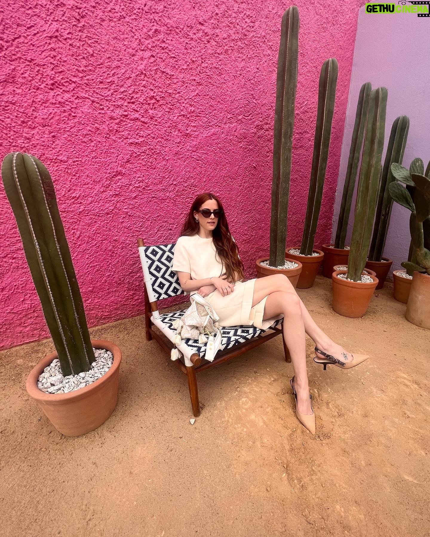 Riley Keough Instagram - @dior cruise in Mexico City 🦚 #diorcruise2024