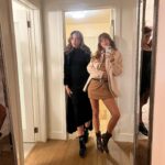 Riley Keough Instagram - 29 and 28 years of friendship , my beautiful sisters 🥰🙏