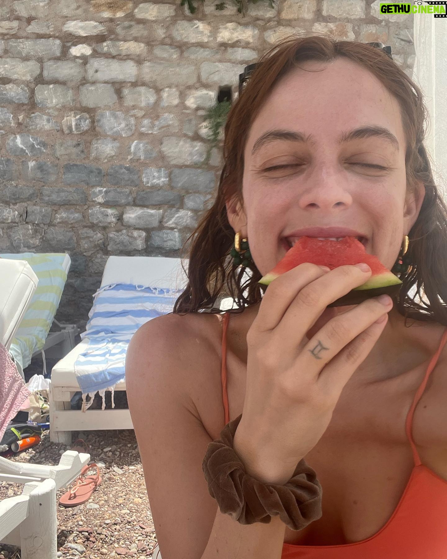 Riley Keough Instagram - It’s my birthday in Greece and I won the Camera d’Or… 🤷♀️what the heck. God bless