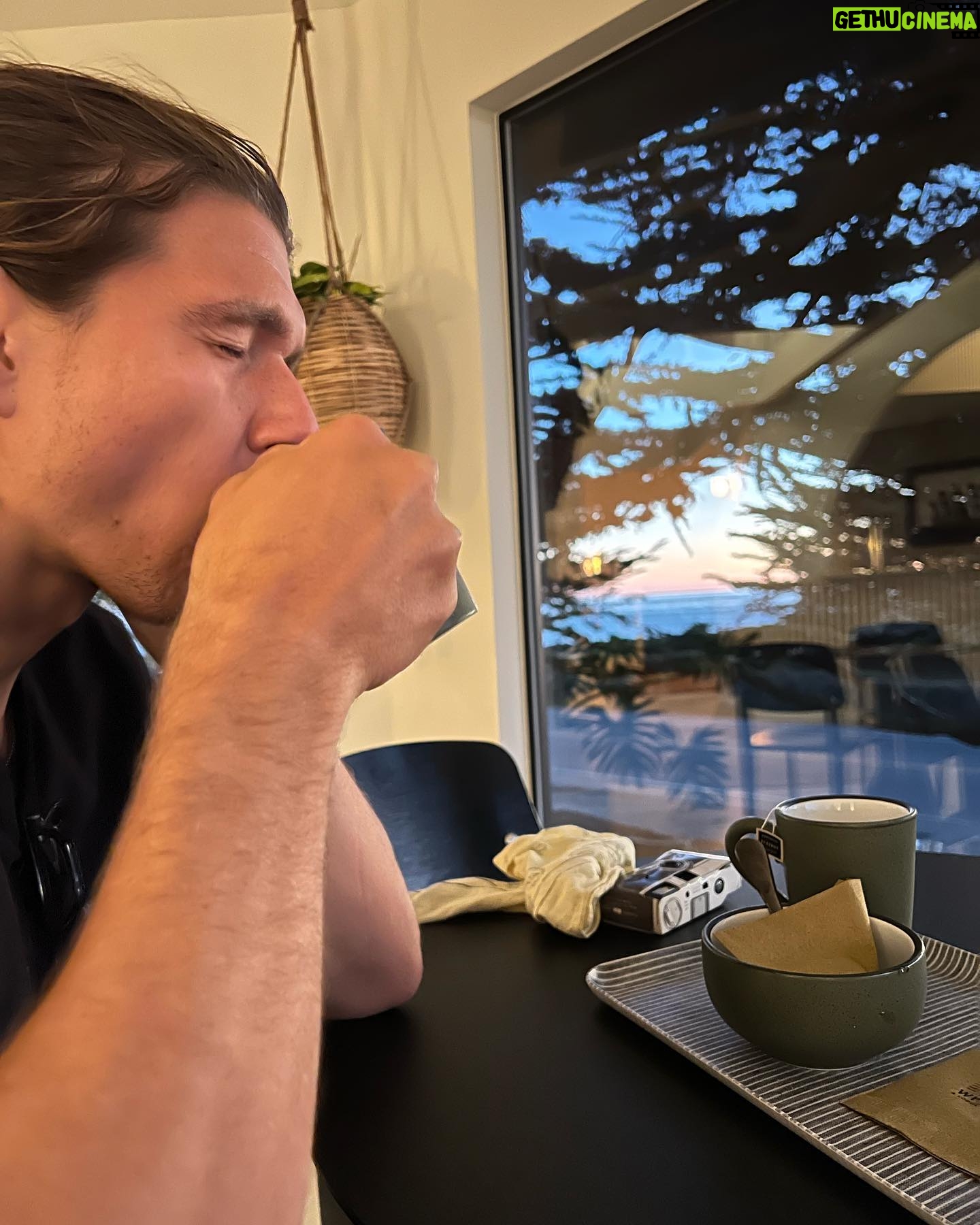 Riley Keough Instagram - Road trippin’ and my Jammie’s matched a room ❤️🥰🌲🌞🌻