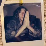 Riley Keough Instagram - The last week of this cycle . Thank you @blakemills @tonyberg1 @ryanhommel @rockmesamadeus @malcolmmcrae @kane_ritchotte @evanvidar @josephlorge and Frankie @whirlygirlmusic for turning us in to a band. @daisyjonesandthesix
