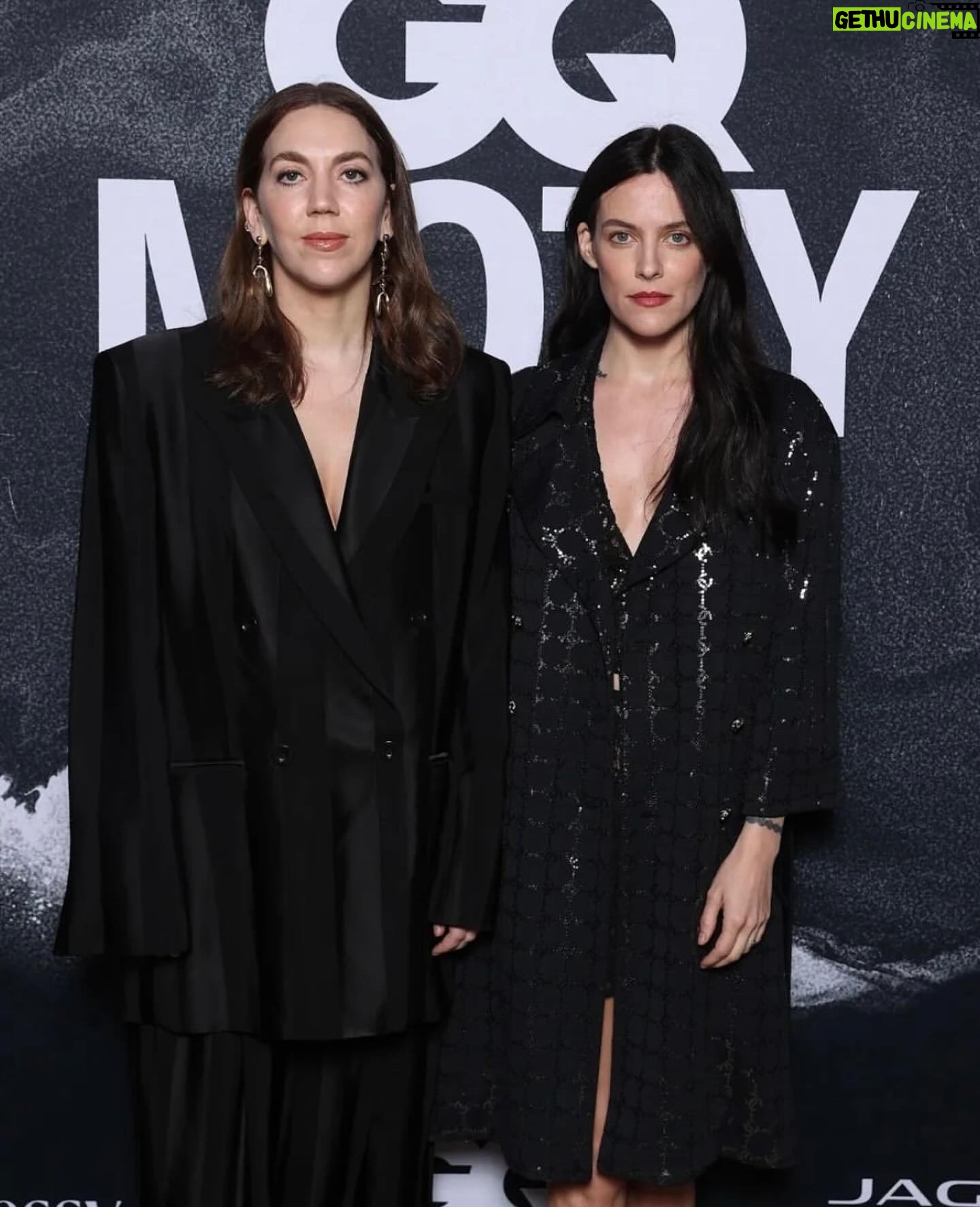 Riley Keough Instagram - Thank you @gqaustralia for presenting us with an award. 🥇 And thank you @abbeylee for presenting it to us. We are very grateful 🫶