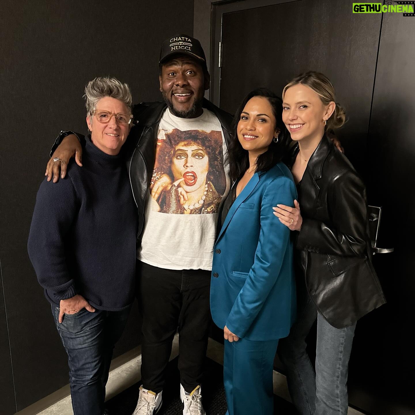 Riley Voelkel Instagram - Thank you @starz for our little #Hightown reunion! Loved watching our fearless leaders @monicaraymund86 and @rebecca_p_cutter talk about what they do best @scadtvfest 🙌 Catch the new season of @hightown on @starz now! Who’s seen episode 3 of Hightown??