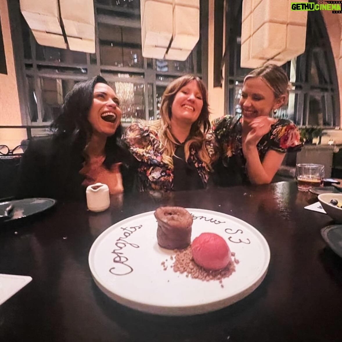 Riley Voelkel Instagram - Thank you @starz for our little #Hightown reunion! Loved watching our fearless leaders @monicaraymund86 and @rebecca_p_cutter talk about what they do best @scadtvfest 🙌 Catch the new season of @hightown on @starz now! Who’s seen episode 3 of Hightown??