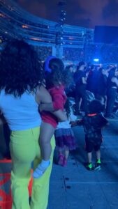 Rima Fakih Instagram - XO Tour life with daddy = Best life time memories 🙏🏽🙏🏽❌🅾️ thank you brother @theweeknd for giving the world a legendary show