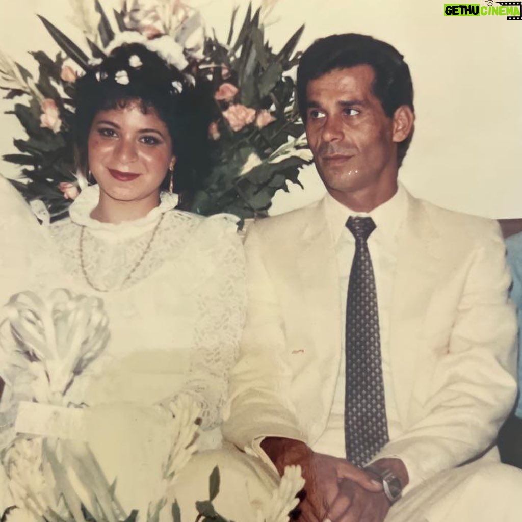 Rima Fakih Instagram - Happy 40th Anniversary to my amazing parents🤍 I love you ya Baba and Mama