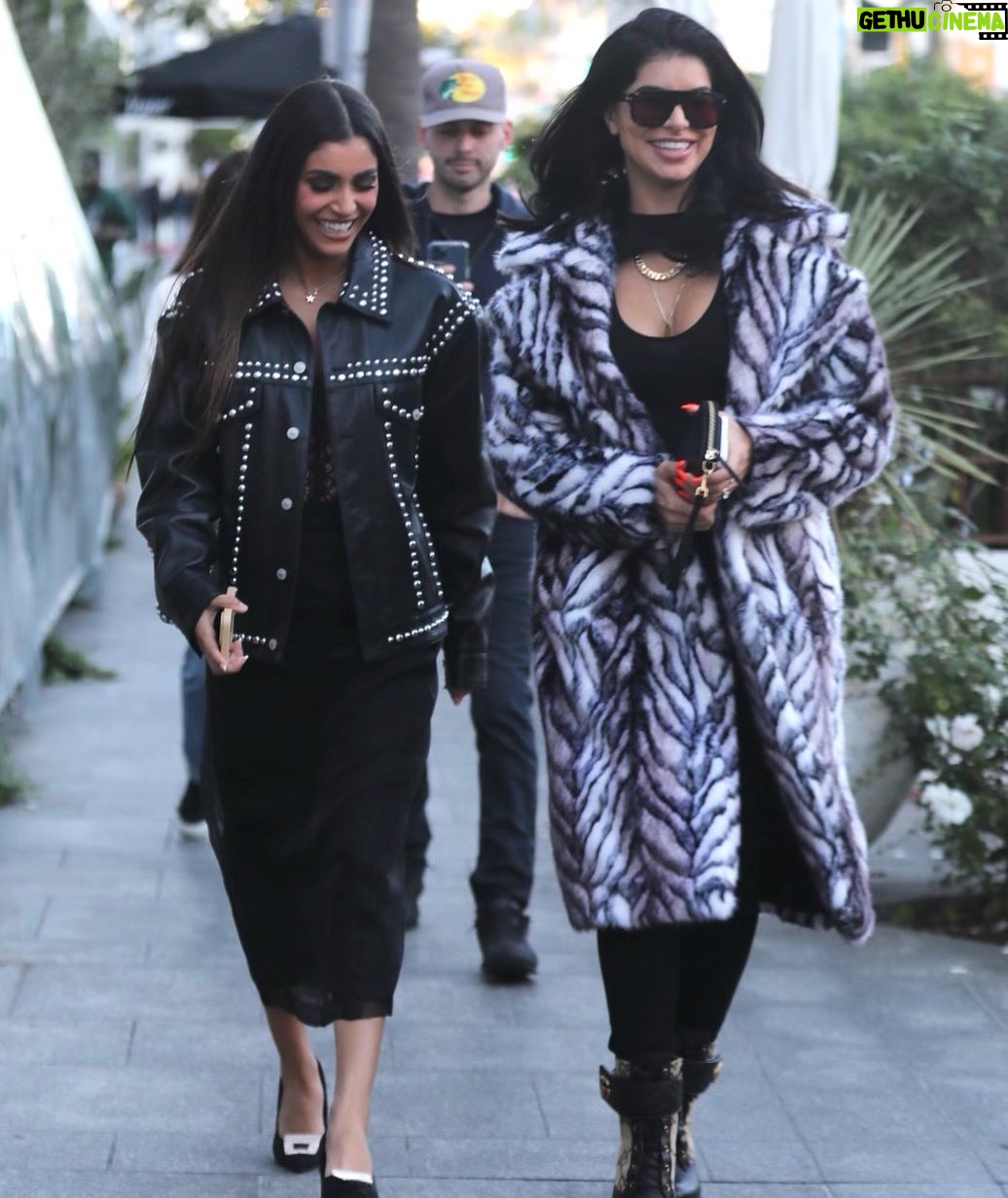 Rima Fakih - 20.9K Likes - Enjoying Los Angeles with my Yasmina, Miss Lebanon 🇱🇧