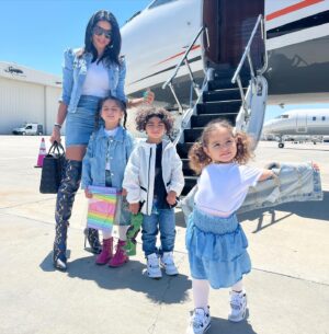 Rima Fakih Instagram - Amira’s ready to fly 🛩🙏🏽🧿💙