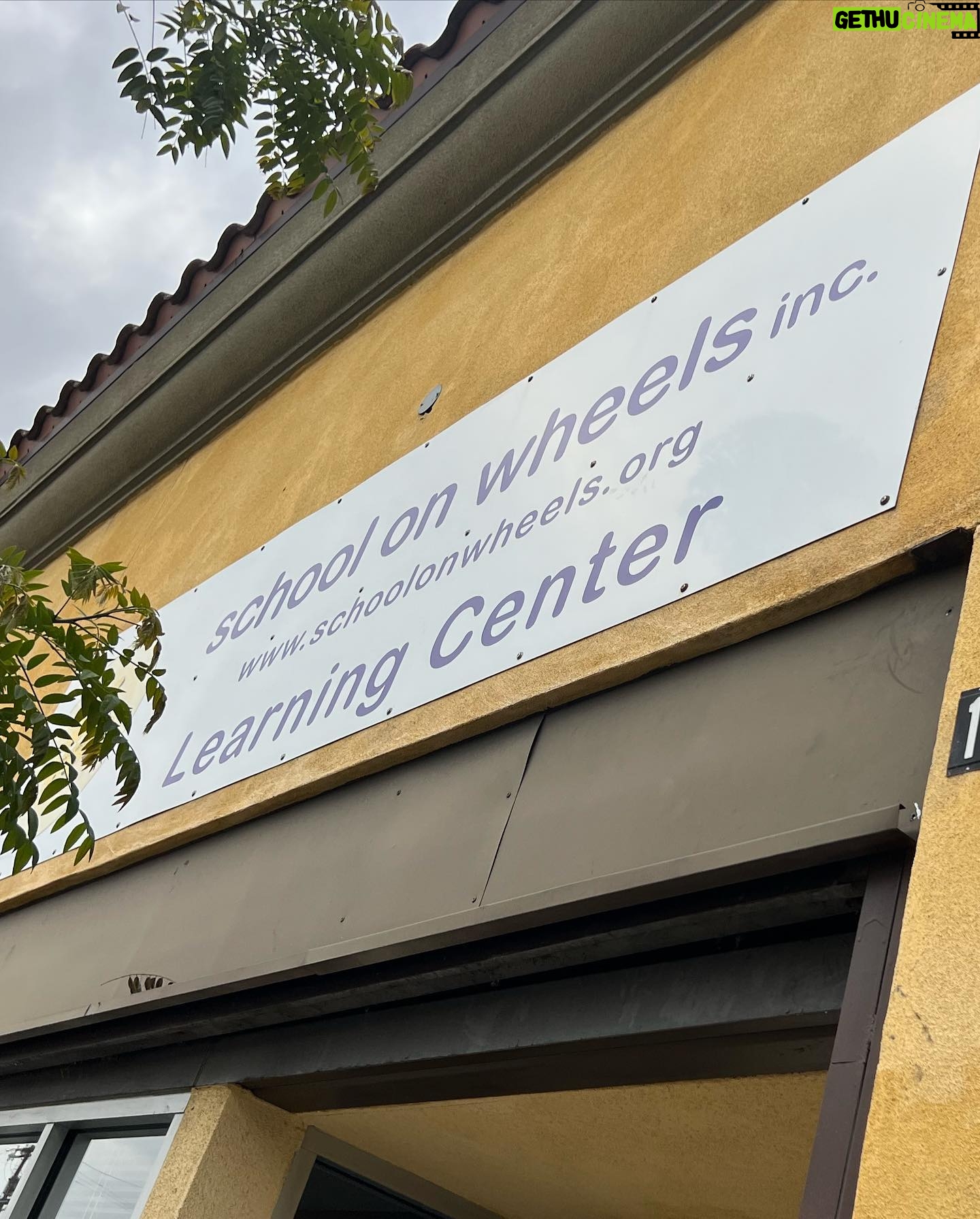 Rima Fakih Instagram - Only days away from opening the doors to @schoolonwheels Skid Row center. A center dedicated to tutoring children experiencing homelessness. Please apply today to become a tutor and join me.