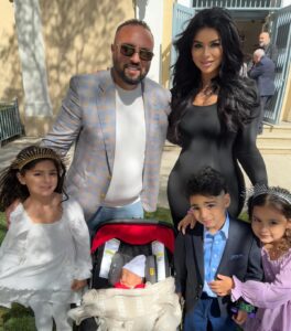 Rima Fakih Instagram - المسيح قام … حقا قام