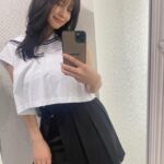 Rin Takahashi Instagram - 今日は撮影📷🌸 制服だ〜！！ってストーリーでたくさん反応頂いたのですが、実は制服ではないです🤫✨でも制服ぽいですよね😳