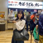 Rin Takahashi Instagram - バスセンターのカレーGet🍛🫶 母と兄は食べたことないのでテイクアウトしました✨ 今日は1日母とデートして楽しかったなぁ🥰 #バスセンターのカレー #新潟 #新潟グルメ #新潟名物
