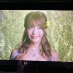 Rina Hashimoto Instagram – MVオフショット💛💛

Mamama MV見てくれたかなー？😏