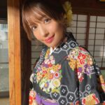 Rina Hashimoto Instagram – 先日はとっってもお久しぶりのライブ
お越しくださった皆様！
ありがとうございました😊♡

久しぶりしっかりリハやったり、
新しい楽曲をつくったり
楽しい毎日でした🤭🩷

新曲Pop champagneを披露しました！

そして、MVがでたよー！
Mamama という曲は前からあったんですが、
三人バージョンで新しくMVを撮り直しました！

今日はそんなオフショットです！
お着物はスタッフさんが選んでくれたんやけど
めちゃくちゃ可愛くてお気に入りです💜😮

MVたくさんみてね！
シャベチャンにアップされてますー！🤭❤️

今すぐ見てきて！感想おしえて！

最後の1枚は、
MVの撮影おわりに、久しぶりに行った日高屋さん。笑

疲れた体に辛いラーメンがとっても染み渡りました🤤♡