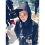 Rina Ikoma Instagram - . 映画　忌怪島の 船上イベントでした！！ 様々なメディアを通してPRもして、いよいよ公開なんだ！！と 胸が高まりました😎 こういうイベントも中々やった事がなかったので嬉しかったな！！ ホラー映画ですが、 ネタバレ出来ないから言えないけど本当に観てよかったって思う作品になったと思います！！ ので、、 6月16日はぜひ！！ 忌怪島を選んで頂けたら嬉しいです(*´꒳`*)！！！ #忌怪島 #ホラー #清水崇監督 #生駒里奈 #生駒ちゃん #日焼けと日光と仲良くなれない #ひたすらフードを被り #不機嫌な顔に笑 #奄美大島だけは #ポジティブに日光浴びられる