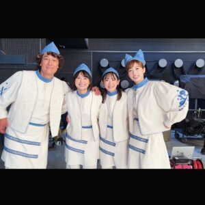 Rina Ikoma Instagram - ✴︎

ドラマ　推しを召し上がれ⁣
最終回までお付き合い頂きありがとうございました🥺💙⁣
⁣
作品も現場にも癒される、素敵な時間でした！⁣
⁣
⁣
ちらほら2期を御所望の声が(*´꒳`*)⁣
私も、そうなったらいいなっっ！！⁣
⁣
最終回のエンディングダンスは⁣
すっっっごい楽しかった〜✨✨⁣
⁣
#推しを召し上がれ⁣
#推し召⁣
⁣
#鞘師里保⁣
#橋本さとし⁣
#明日海りお⁣
#生駒ちゃん