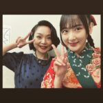 Rina Ikoma Instagram - ✴︎♑︎✴︎⁣ ⁣ 少年社中 ⁣ 25周年記念第二弾 ⁣ 第41回公演【光画楼喜譚】⁣ ⁣ 無事終幕致しました！⁣ ⁣ ご来場くださった皆様、応援してくださった皆様本当にありがとうございました！！⁣ ⁣ 私が演劇を始めた理由の少年社中さん⁣ ⁣ 20周年記念公演の⁣ トゥーランドットにも参加させて頂いてから、⁣ 5年経ったのもびっくりしたけど、⁣ ⁣ 劇団員さんの中に生駒1人！⁣ ⁣ もびっくりしましたが、⁣ ⁣ 毛利さんの描く作品を社中の皆さんと、小林至さんと共に作れた事が本当に嬉しくて、楽しくて、財産になりました！！⁣ ⁣ 今までは、⁣ もう二度と立てないかもしれない。。⁣ ⁣ って思って悲しくて泣いていたけど、⁣ ⁣ もう生駒は少年社中の家族になれたので⁣ ⁣ また実家に帰ってお芝居出来る！⁣ ⁣ てか、やるんだ！絶対！⁣ ⁣ って、楽しい未來を見れる様になって⁣ ⁣ 嬉しかった！！！⁣ ⁣ 毛利さんのやりたい事、夢を私も一緒に見たい。⁣ ⁣ そしてもっとお芝居上手くなって安心させたい😙⁣ ⁣ 血は繋がってなくても、絆が生まれたらかけがえのない存在になれる。家族になれる。⁣ ⁣ 毎日一緒にいなくても、今は届かなくても、絶対に無理だと思っても、⁣ ⁣ 自分が誠実に大事に頑張っていれば、⁣ ⁣ いつか。⁣ ⁣ 必ず形になる。⁣ ⁣ そうだよね。⁣ ⁣ ⁣ 辛い時もある。⁣ 人間は感情豊かな生き物が故に、辛いを生み出してしまう。⁣ ⁣ だから、幸せがある。⁣ 辛い分だけ、幸せがある。⁣ ⁣ 理解しなくてもいい。⁣ ⁣ 大丈夫っても言わない。保証もしない。⁣ ⁣ だけど、いつか。⁣ 幸せはやってくる。⁣ ⁣ そんな事を感じた日々でした。⁣ ⁣ ファンクラブにも、オフショット載せてます！⁣ 大事なのはそっちにこっそり載せてます(*´꒳`*)⁣ ⁣ ⁣ 光画楼喜譚裏話⁣ ⁣ 楽屋が広いとは言えないので（えへ）⁣ 毎日社中女子ズとあーでもないこーでもないって話しながらメイクするのが楽しかった！⁣ 生駒の笑い声が発声良すぎて響きがよかった。⁣ ⁣ 廿浦さん（つづさん）が⁣ 鳥目で暗点が見えない生駒を舞台袖まで誘導してくださってたのです！⁣ スーパーつづさん⁣ ⁣ えりさんも暗点見えなくて何回もぶつかってて⁣ もーっえりさんたらもーっ⁣ こまちったらもーって話してました☺️笑⁣ ⁣ 太郎さん扮するグラハムさんとのお芝居セッションは楽しかったなぁ。⁣ また会おうぞグラハムさん。⁣ 井俣さんのカメラワークも上手。⁣ ⁣ 川本さんが小道具の仮面や、写真やら作ってて⁣ いつか生駒のTシャツもデザインして欲しいな〜って思って(*´꒳`*)⁣ ⁣ 田辺さんとぐっと距離が縮まって嬉しかった🤩⁣ 田辺さんは甘いものが好き。⁣ 絞り出すセリフが面白くて毎日ガン見してました。⁣ ⁣ ⁣ とまぁ沢山あります！⁣ ので、ファンクラブイベントなどてまた話します(*´꒳`*)⁣ ⁣ さ、次のお仕事の台本読もう。⁣ ⁣ でもまたきっと。⁣ 光画楼は現れるでしょう。⁣ ⁣ きっと。ね。⁣ ⁣ #少年社中⁣ #光画楼喜譚⁣ #中野ザ・ポケット⁣ #毛利亘宏　さん⁣ #井俣太良　さん⁣ #大竹えり　さん⁣ #田辺幸太郎　さん⁣ #廿浦裕介　さん⁣ #加藤良子　さん⁣ #長谷川太郎　さん⁣ #杉山未央　さん⁣ #山川ありそ　さん⁣ #内山智絵　さん⁣ #川本裕之　さん⁣ #竹内尚文　さん⁣ #小林至　さん⁣ #生駒ちゃん