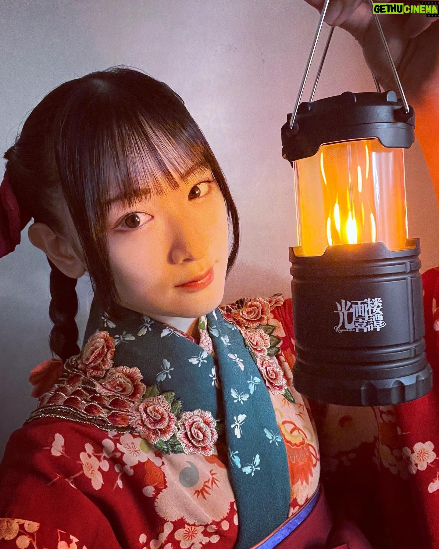 Rina Ikoma - 3 Likes - ✴︎
少年社中 25周年記念第二弾
第41回公演
【光画楼喜譚】
3日目が終わりました!!
ご来場くださった皆様ありがとうございました🫶
今日は家族が観に来てくれました(*´꒳`*)
お父さんお母さん、おじいちゃん、おばあちゃんおじさんおばさん弟!!
ちょっぴり恥ずかしかった笑
でも、更に自分の力と、芯の部分にポジティブな変化を感じた。
ありがとう来てくれて✨
明日も光画楼にて
お待ちしております(*´꒳`*)
#少年社中
#ぽけふぇす
#中野ザ・ポケット
#光画楼喜譚
#生駒ちゃん