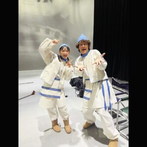 Rina Ikoma Instagram - ✴︎

ドラマ　推しを召し上がれ⁣
最終回までお付き合い頂きありがとうございました🥺💙⁣
⁣
作品も現場にも癒される、素敵な時間でした！⁣
⁣
⁣
ちらほら2期を御所望の声が(*´꒳`*)⁣
私も、そうなったらいいなっっ！！⁣
⁣
最終回のエンディングダンスは⁣
すっっっごい楽しかった〜✨✨⁣
⁣
#推しを召し上がれ⁣
#推し召⁣
⁣
#鞘師里保⁣
#橋本さとし⁣
#明日海りお⁣
#生駒ちゃん