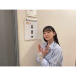 Rina Ikoma Instagram - . 今日は朝から 土曜はナニする！？に出演し、 大阪コミックコンベンション 2023 のステージ 大阪“怖”コンに 清水監督とのあちんと登壇してきましたよ〜(*´꒳`*) 観に来て下さった皆様ありがとうございました😊 忌怪島、本当に素敵な作品だから、もっともっとPRして 6月16日に観たいって人を増やすぞー！！(*´꒳`*)笑 シンセカイポーズ みんなもやってね👻 #忌怪島 #清水崇監督 #川添野愛 #生駒里奈 #生駒ちゃん