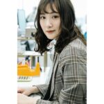 Rina Ikoma Instagram - . お知らせが遅くなりましたが、 テレビ東京・Paravi 「好感度上昇サプリ」 斉藤佳奈 役 にて出演致します(*´꒳`*) ＜テレビ東京＞ 2023/5/7(日)25:35～ ＜Paravi＞ 1話・2話：2023/4/28(金)19:00～ 3話・4話：2023/5/5(金) 19:00～ 全4話なのでお見逃しなく〜！！ 最近は映像が続いていて、勉強にもなりますし、やっとやっと緊張にプラスして落ち着きが出て来ました！ いつまでも緊張してても良くないのでね、 自分で自分を上げていかなきゃ成長はないですしね〜〜 映像や声だけのお仕事って、 一番のコンプレックスの自分の声に向き合うのが本当に辛いのです。 地獄にいるって思っちゃうのです毎回。 信頼できる先輩に同業者、ファンの皆さんが素敵な声だよって言ってくれるのに、逃げてちゃダメだよねー🥺 って事でお風呂で声の練習してます。 何でいきなりこんな事書いたかって言ったら、書きたかったからです笑笑 #好感度上昇サプリ #生駒里奈 #生駒ちゃん