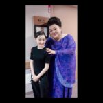 Rina Ikoma Instagram - . ニンジャーゾーン⁣ ⁣ まだ載せてなかったお写真を(*´꒳`*)⁣ ⁣ 浜ローズさん⁣ 倉たけしさん⁣ ハリセンボンさん⁣ ⁣ 本当に毎日腹筋割れたくらい笑いました！！！⁣ ⁣ 浜ローズさんに⁣ 生駒ちゃんお芝居前より上手になったわね⁣ ⁣ って！！⁣ って言ってくださって(´；ω；｀)！！✨⁣ ⁣ またお会いできる時、更に進化していたいと思いました！！⁣ ⁣ 頑張れるぞ〜(*´꒳`*)(*´꒳`*)⁣ ⁣ #浜ローズさん⁣ #倉たけしさん⁣ #ハリセンボンさん⁣ #的場浩司さん⁣ #水谷千重子さん⁣ #生駒ちゃん