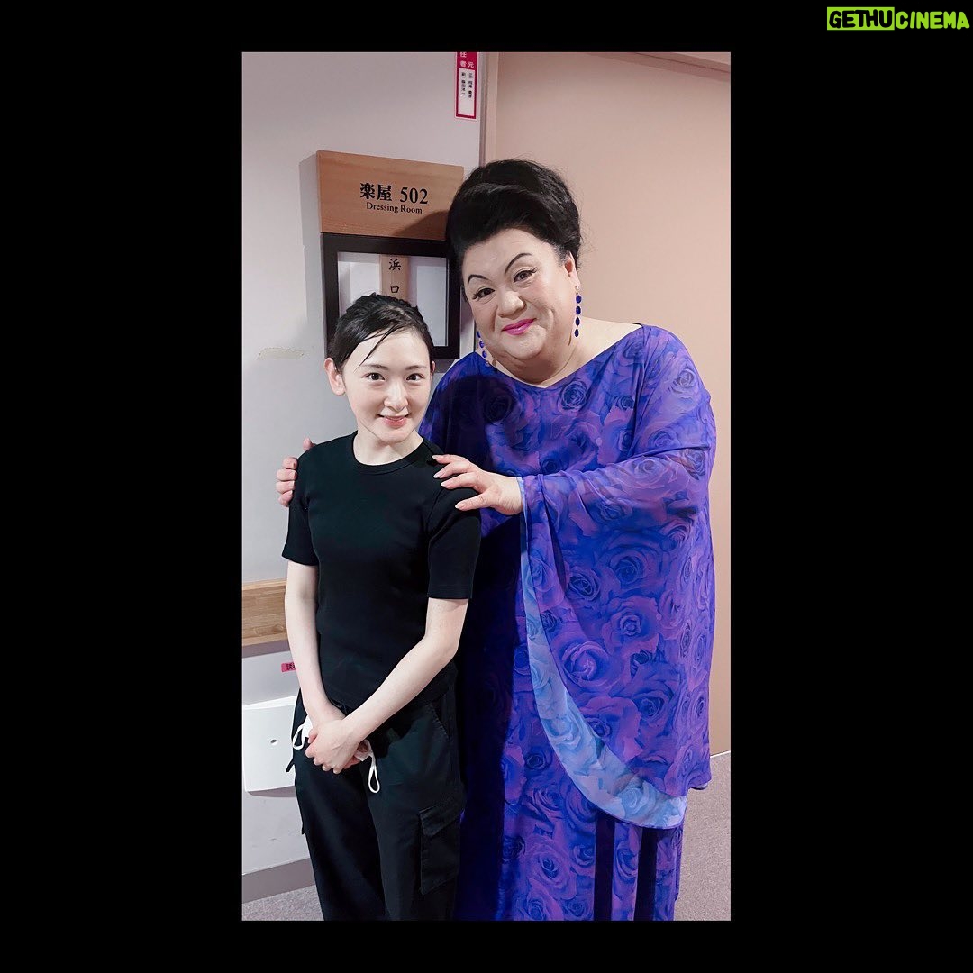 Rina Ikoma - 3 Likes - .
ニンジャーゾーン
まだ載せてなかったお写真を(*´꒳`*)
浜ローズさん
倉たけしさん
ハリセンボンさん
本当に毎日腹筋割れたくらい笑いました!!!
浜ローズさんに
生駒ちゃんお芝居前より上手になったわね
って!!
って言ってくださって(´;ω;`)!!✨
またお会いできる時、更に進化していたいと思いました!!
頑張れるぞ〜(*´꒳`*)(*´꒳`*)
#浜ローズさん
#倉たけしさん
#ハリセンボンさん
#的場浩司さん
#水谷千重子さん
#生駒ちゃん