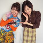 Rina Ikoma Instagram - ✴︎ セクシー田中さん⁣ 第5話⁣ 今夜放送です💃⁣ ⁣ 生駒、頑張ってれば、⁣ 推しと同じ作品出れるんだなぁ。⁣ ⁣ この写真を撮った時期は、⁣ ギーツのファイナル真っ盛りでしたので⁣ わいはもう大興奮。⁣ ⁣ 行きます！！！！⁣ と告げたわいは、きっとやばい顔してたんだろうなぁ。⁣ ⁣ ⁣ でも、そんなわいにも夢奈ちゃんは優しく接してくれました。⁣ まじ女神。まじかわいい。⁣ ⁣ 何を言ってるのか分からないそこの君！！⁣ セクシー田中さんを観た後に、⁣ 仮面ライダーギーツを観てね！！🦊⁣ ⁣ #セクシー田中さん⁣ #星乃夢奈⁣ #生駒ちゃん⁣ #頑張れば⁣ #生きていれば⁣ #推しに会える⁣ #どの様な形でも⁣ #推しを見れたら⁣ #人生勝ちだよね！⁣