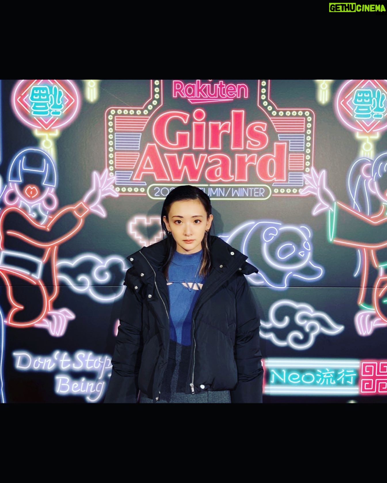 Rina Ikoma - 3 Likes - ✴︎✴︎✴︎
「Rakuten GirlsAward 2023 AUTUMN/WINTER」
MURUAさんのステージに出演しました!
歓声が聞こえて来てとっても嬉しかったです🥰
クールに歩かなきゃでしたので、ニヤニヤを止めてました笑
お洋服を着てコンセプトに合わせて歩くのって難しいけど楽しいですね(*´꒳`*)
今回は若月にも会えたけど、
生駒がすっぴんでしたのでお話しだけしてバイバイして、
ピカチュウがハグしてくれてめちゃくちゃ嬉しくて。
本田仁美ちゃんとまたまたご挨拶できました
🧡💜
CDも頂きました!
ありがとうございます(*´꒳`*)✴︎
アイドルなんかじゃなかったら
mvも曲も素敵で結構聴いてます☺️
そして、またまた推しに会えました!!
王様戦隊キングオージャー
ヒメノ・ラン役の村上愛花ちゃん!
しかも今回もMURUAさんのステージで同じでして。。
生駒、良かったね。
幸せだね!!
かわいい天使ちゃん達に会えて、
お仕事が倍楽しかった生駒でした(*´꒳`*)
#GirlsAward 2023
#MURUA
#若月佑美
#本田仁美
#村上愛花
#生駒ちゃん
