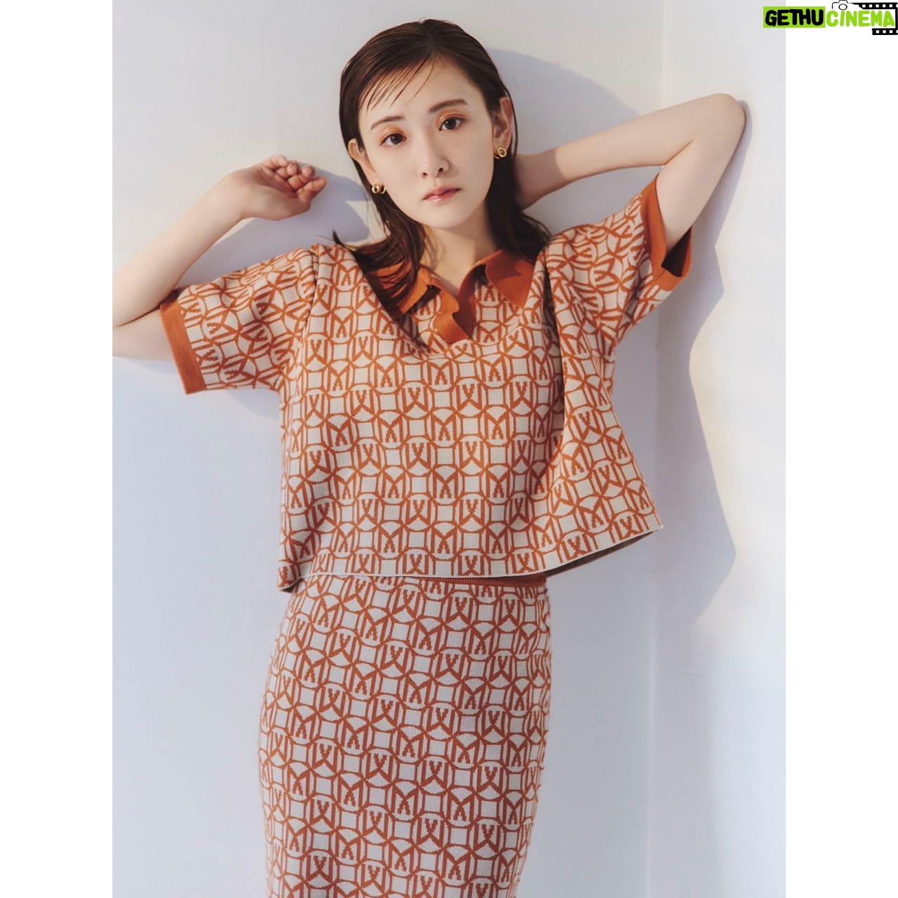 Rina Ikoma Instagram - . 2023.04.06 "MURUA” SPRING COLLECTION #MURUA @murua_official #生駒里奈 #生駒ちゃん