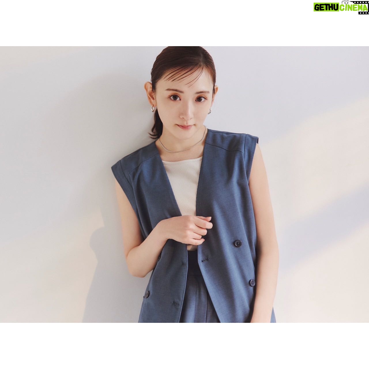 Rina Ikoma Instagram - . 2023.04.06 "MURUA” SPRING COLLECTION #MURUA @murua_official #生駒里奈 #生駒ちゃん