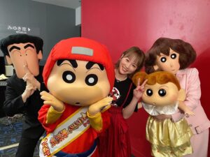Rina Kawaei Instagram - 映画クレヨンしんちゃん
大ヒット御礼イベントでした！
絶賛公開中ですので、是非ご覧ください☺︎
野原一家と📷♡