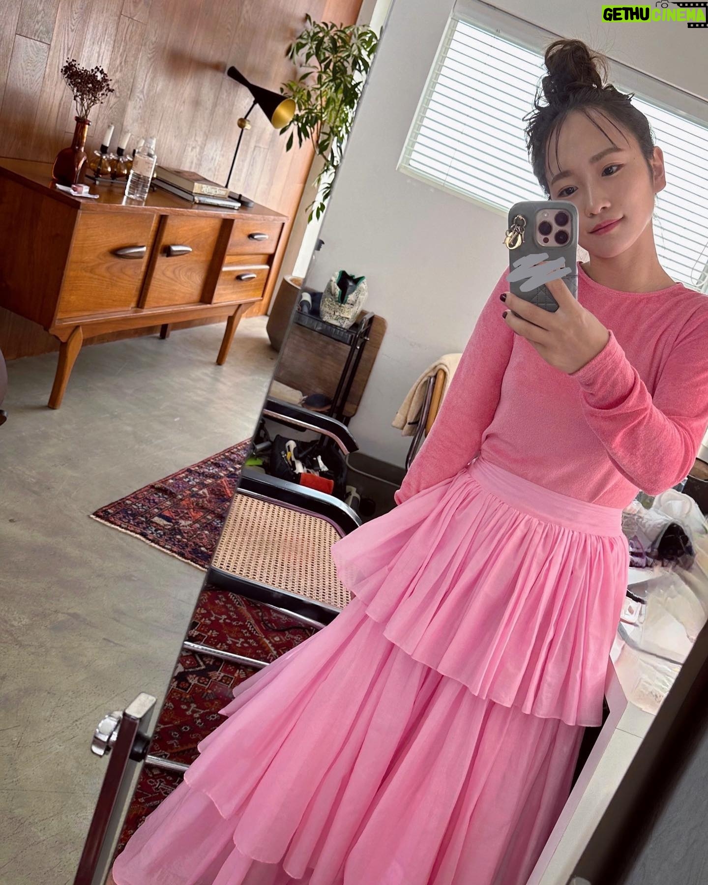 Rina Kawaei Instagram - こんばんは! ファンクラブオープンしました☺︎ やった〜🤍