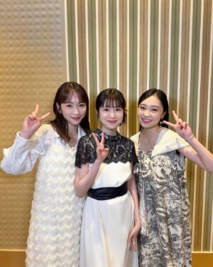 Rina Kawaei Instagram - 映画「ディア・ファミリー」
完成報告会見でした☺︎
可愛い可愛い妹たちと👭🏻♡
6月14日公開です、ぜひ劇場でご覧下さい！