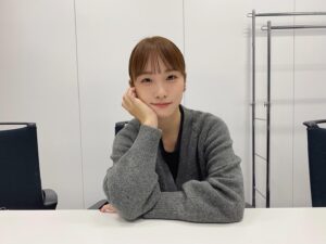 Rina Kawaei Instagram - 先日インスタライブ見てくださった方々
ありがとうございました☺︎
自分のアカウントからインスタライブやるの初で
不慣れ感満載でお届けしてしまった😂
そして1話からハラハラドキドキでしたね
来週2話ナミがエイジと共に動き出しますよ
お楽しみに！
急な寒さで、、
みなさん風邪には気をつけてくださいね🫡