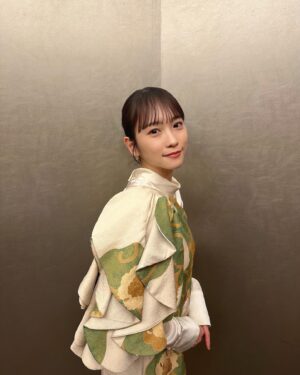 Rina Kawaei Instagram - 千と千尋の神隠し、制作発表☺︎
ロンドン公演のスケジュールも発表されました。
地方にロンドン、長丁場ですが体力つけて頑張ります！
#千と千尋の神隠し